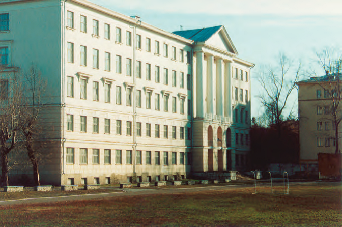 Здание в Свердловске, где размещались курсы «Смерш»