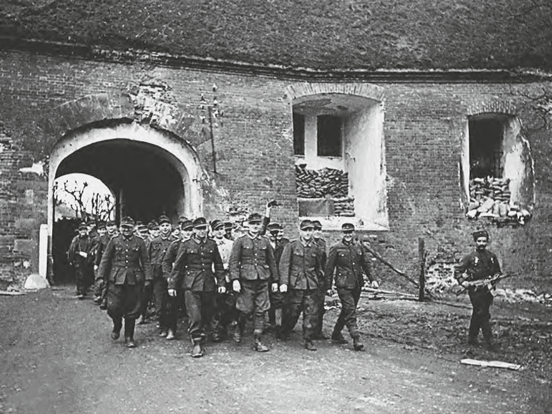 Конвоирование немецких военнопленных